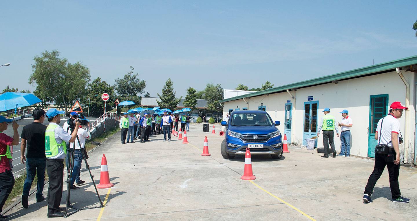 Học phí học lái xe ô tô sẽ tăng gấp 2-3 lần vào năm 2020